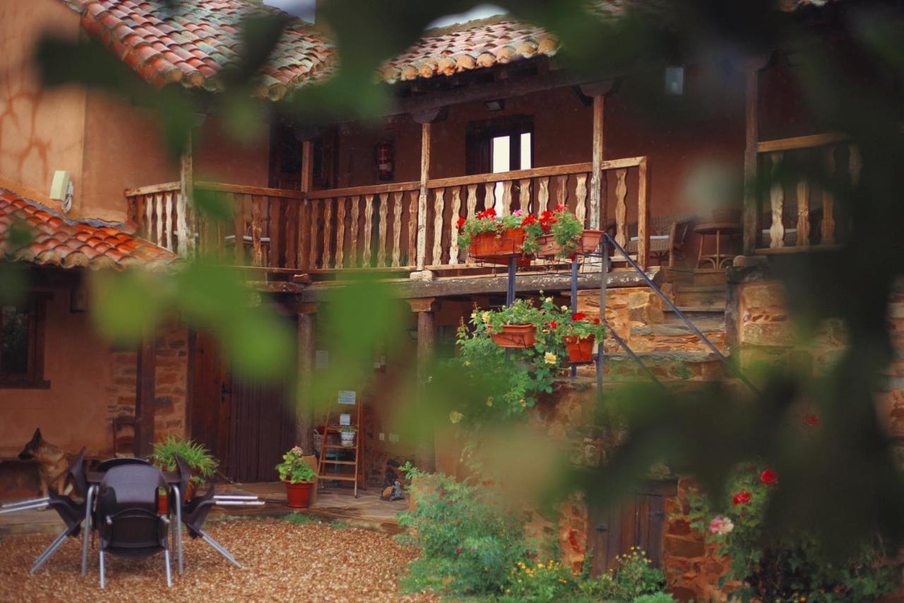 Murias de Rechivaldo Casa Rural Las Aguedas المظهر الخارجي الصورة