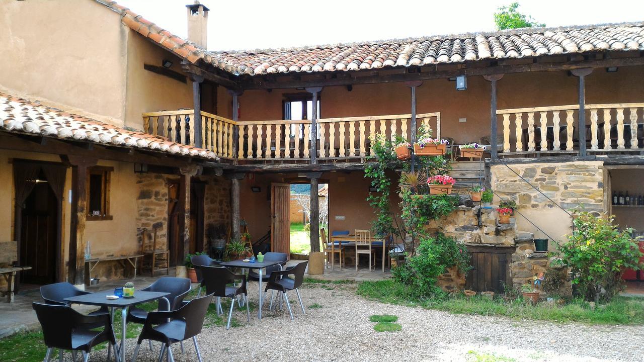 Murias de Rechivaldo Casa Rural Las Aguedas المظهر الخارجي الصورة